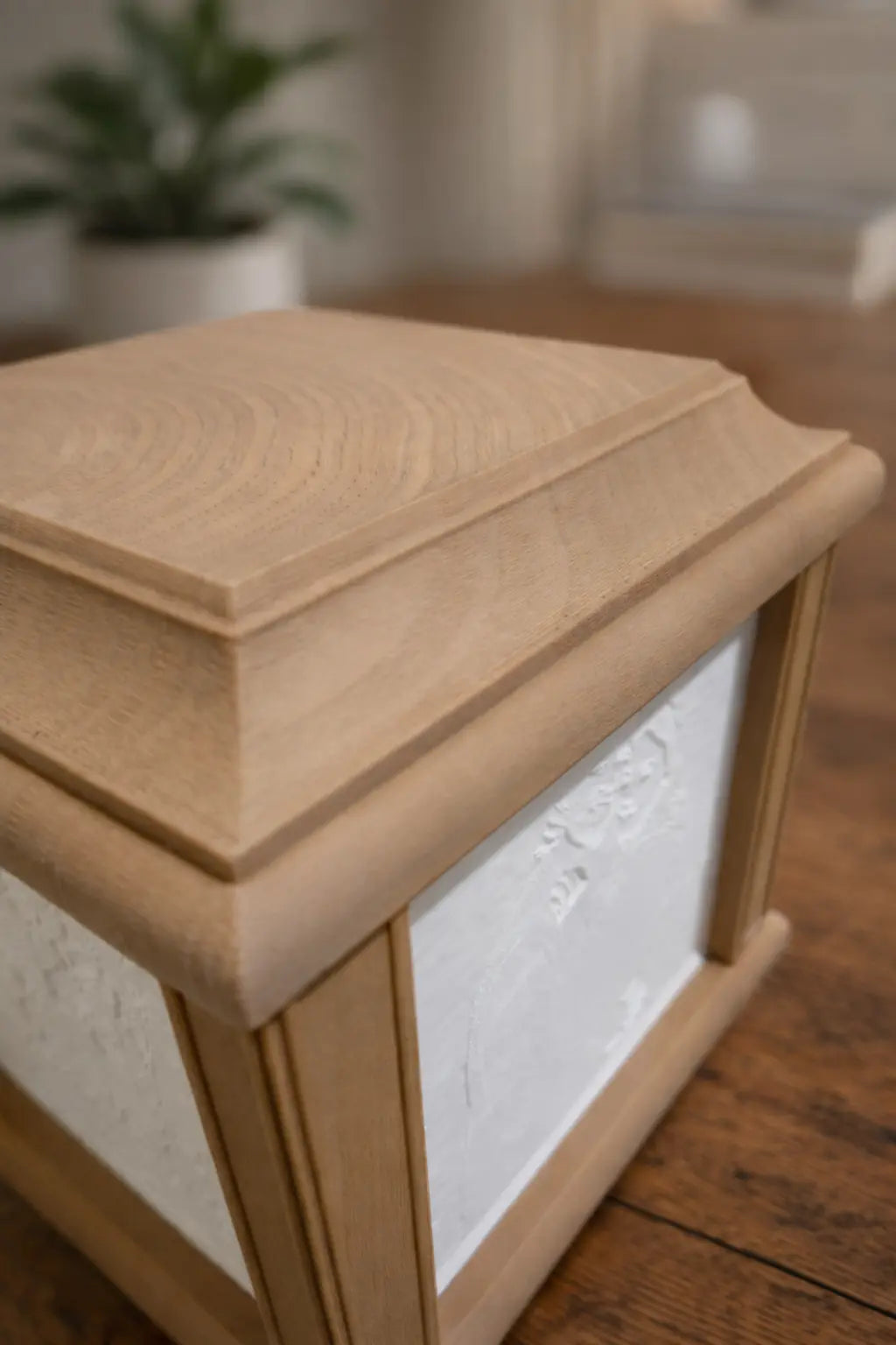 Artisanal 4-Panel Lithophane Lamp - Wood-Infused Design Burchfield Lamp Co.